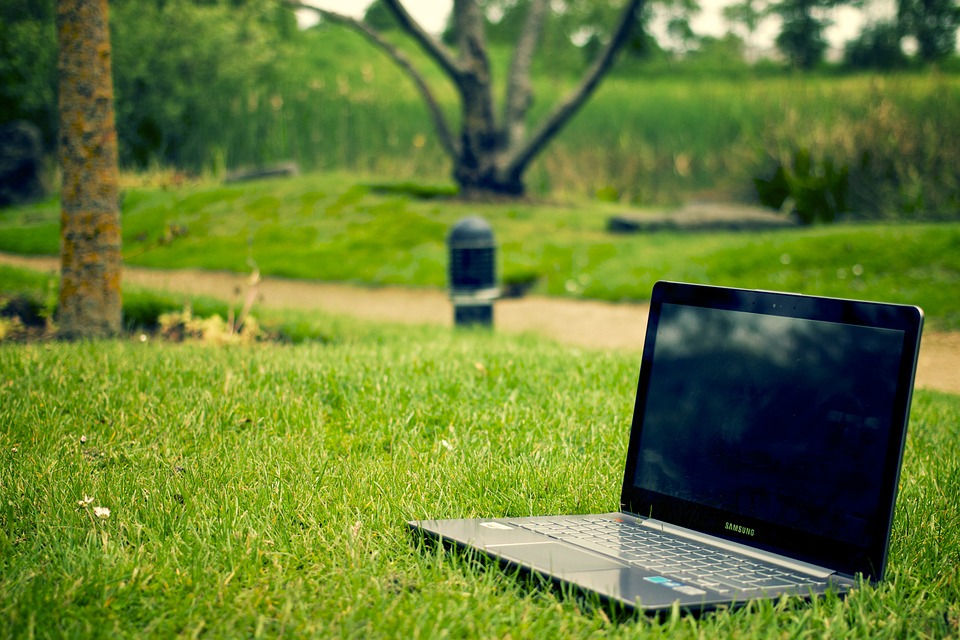 pc_wifi_internet_free-wi-fi__computer_parco
